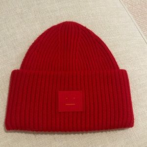 Acne Stuios 100% beanie